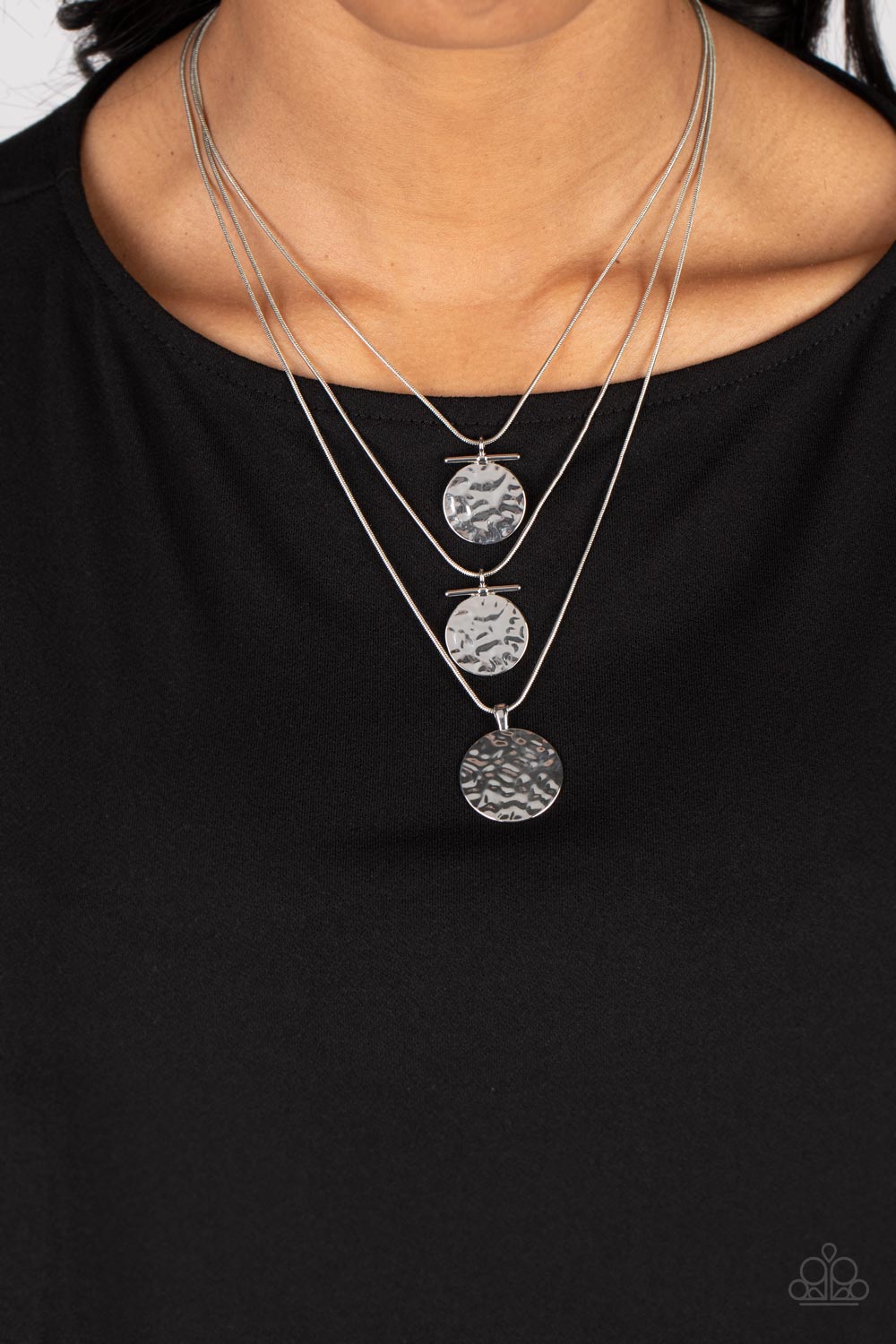 Paparazzi Necklaces - Dizzying Discs - Silver