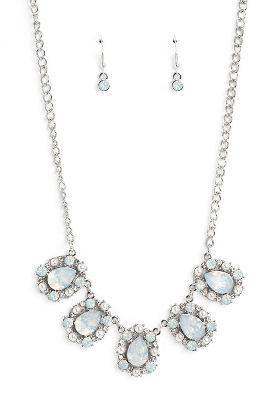 Paparazzi Necklaces - Pearly Pond - White