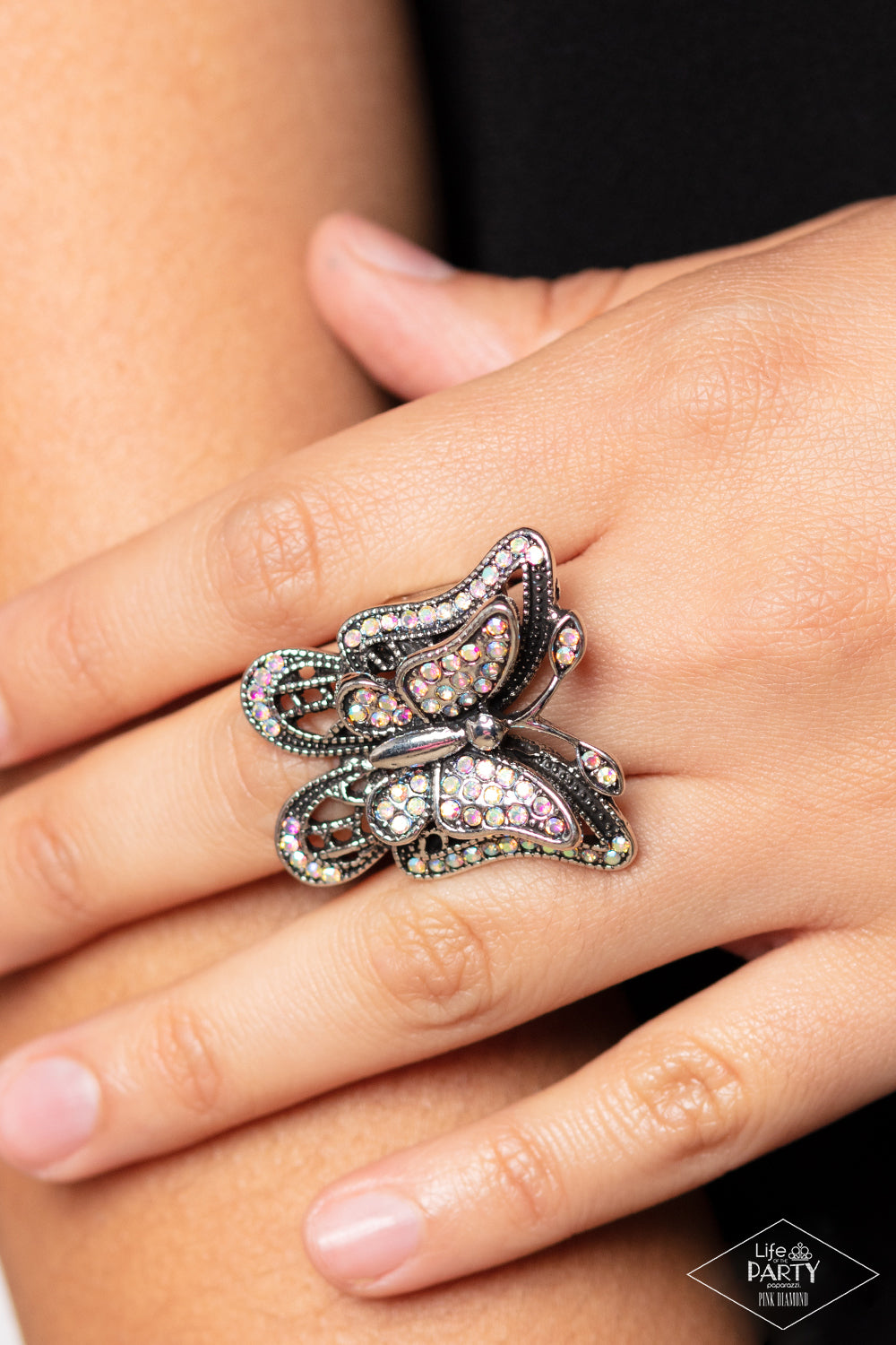 Paparazzi Rings - Free To Fly - Multi