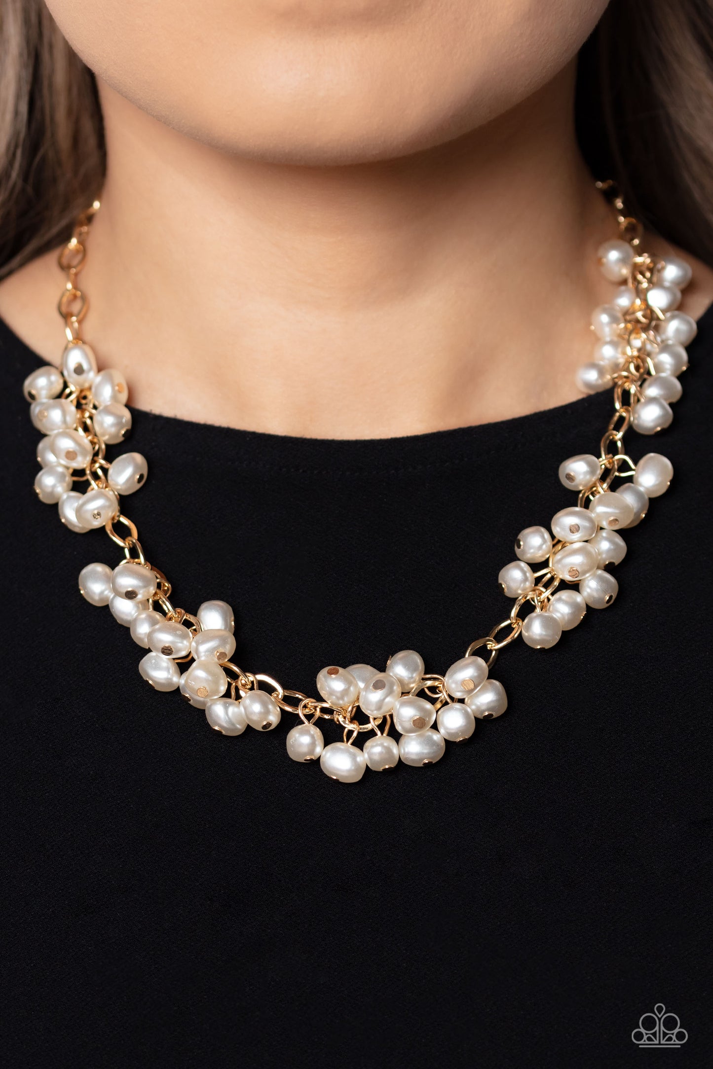 Paparazzi Necklaces - Pearl Parlor - Gold