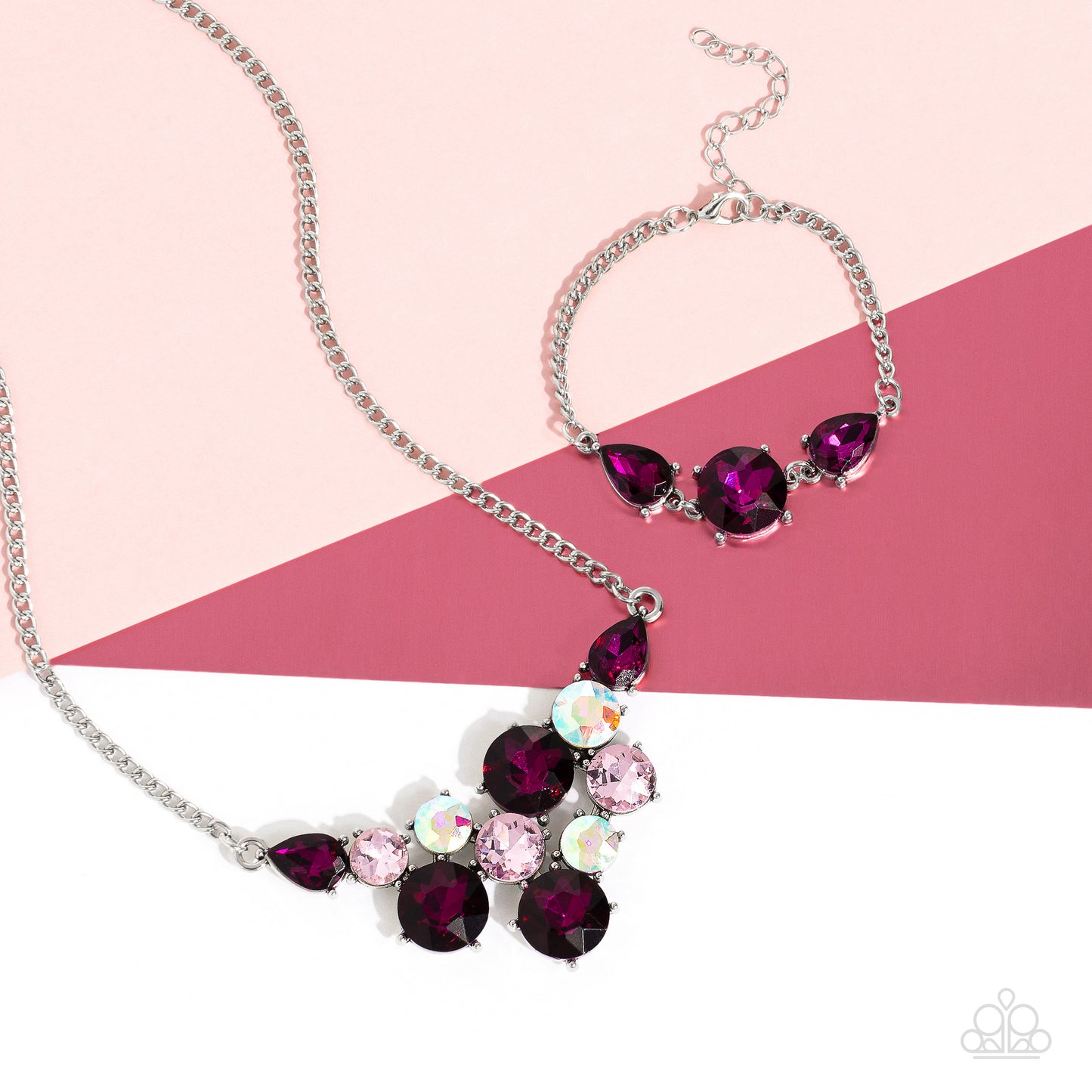 Paparazzi Necklaces - Round Royalty - Pink