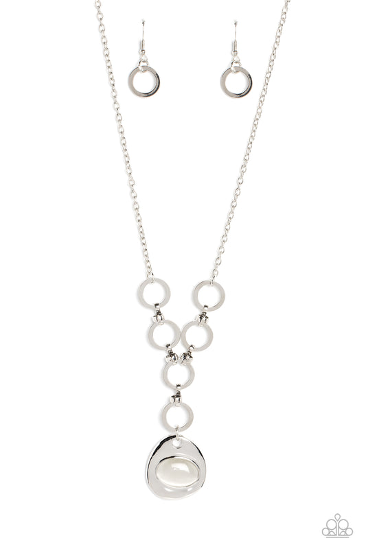 Paparazzi Necklaces - Get OVAL It - White