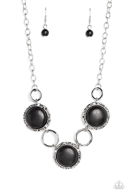 Paparazzi Necklaces - Saharan Scope - Black