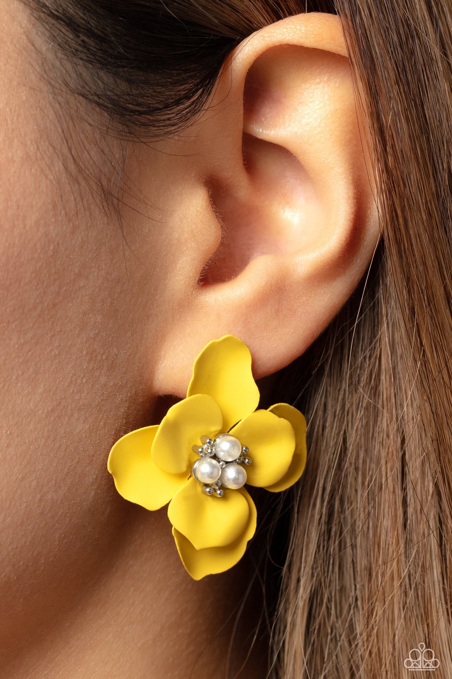 Paparazzi Earrings - Jovial Jasmine - Yellow