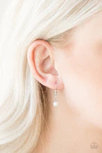 Paparazzi Necklaces - A Touch of Classy - White