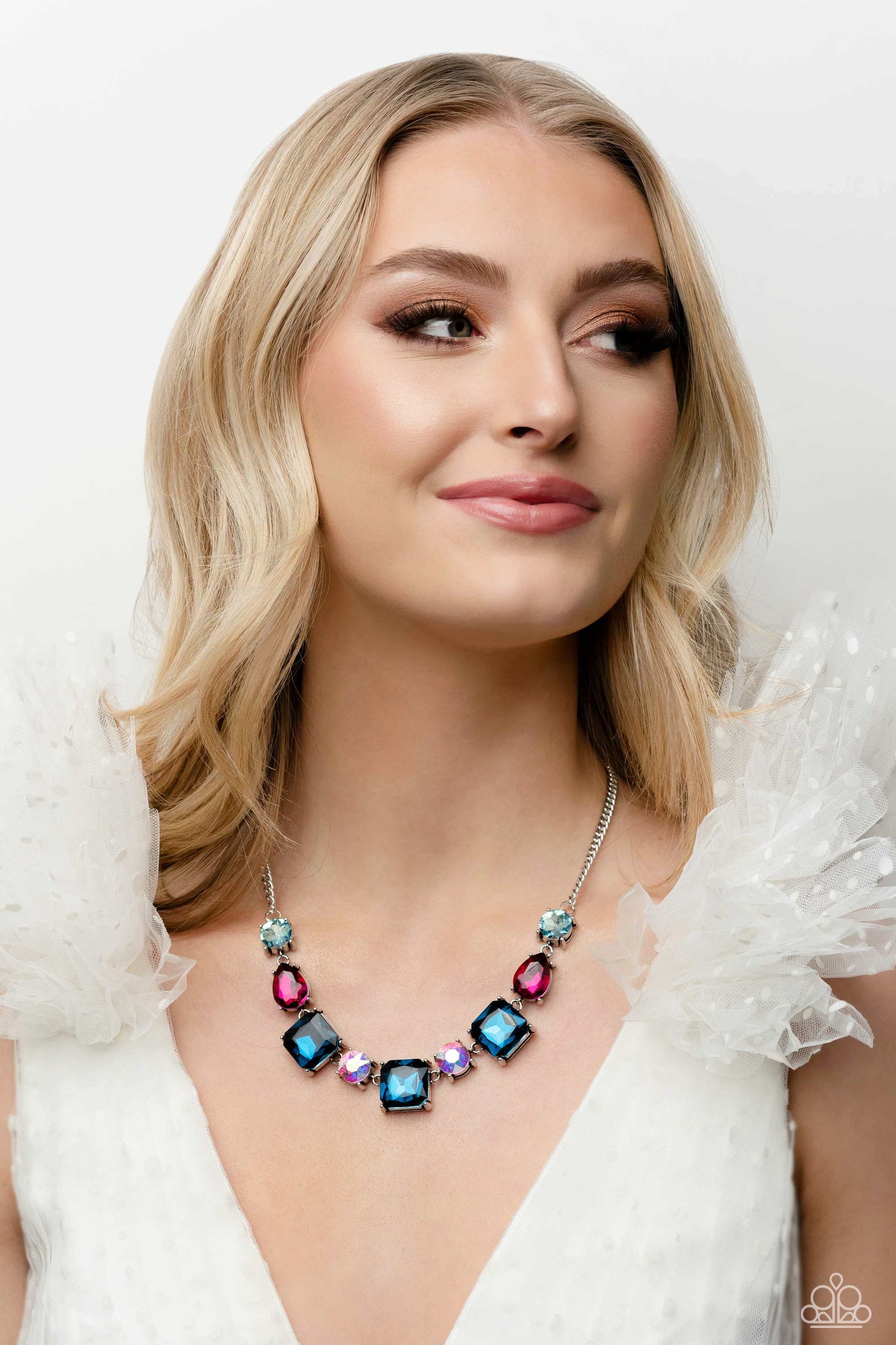 Paparazzi Necklaces - Elevated Edge - Multi