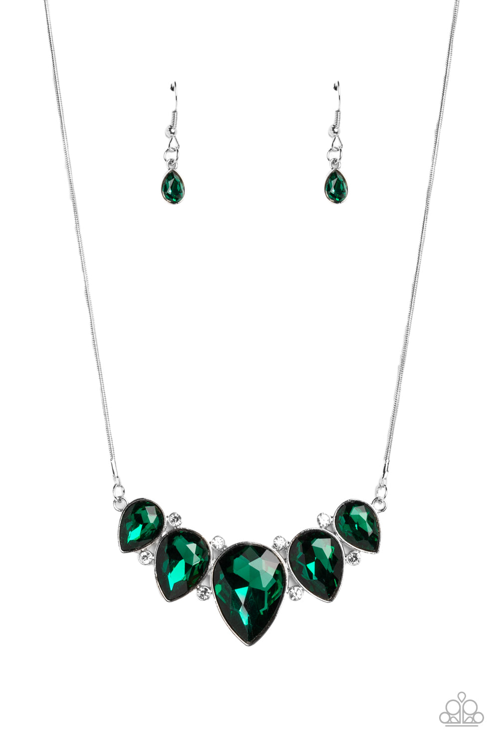 Paparazzi Necklaces - Regally Refined - Green