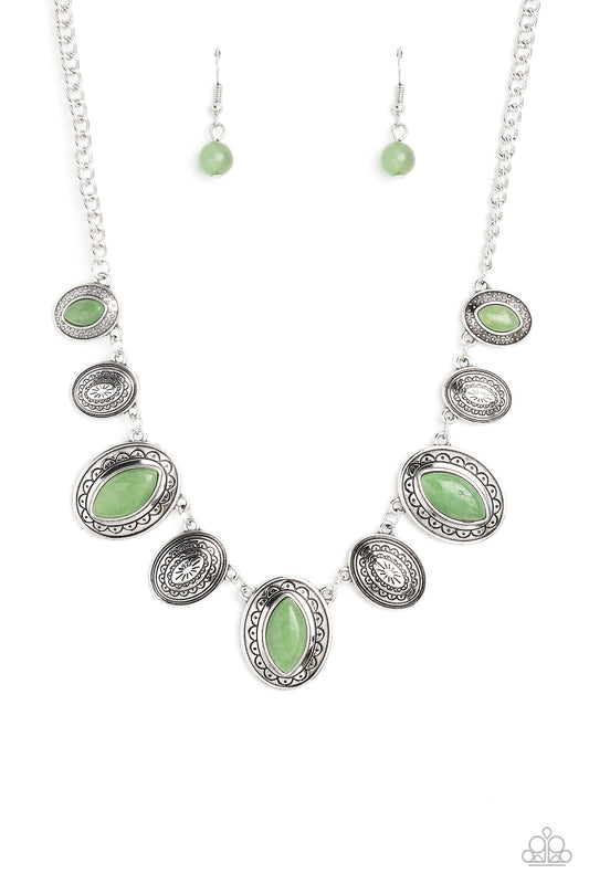 Paparazzi Necklaces - Textured Trailblazer - Green