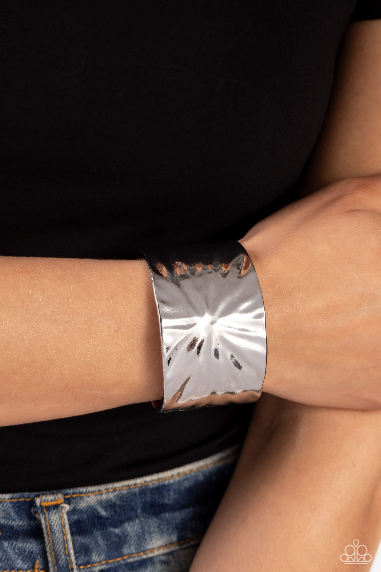 Paparazzi Bracelets - Ford Fusion - Silver