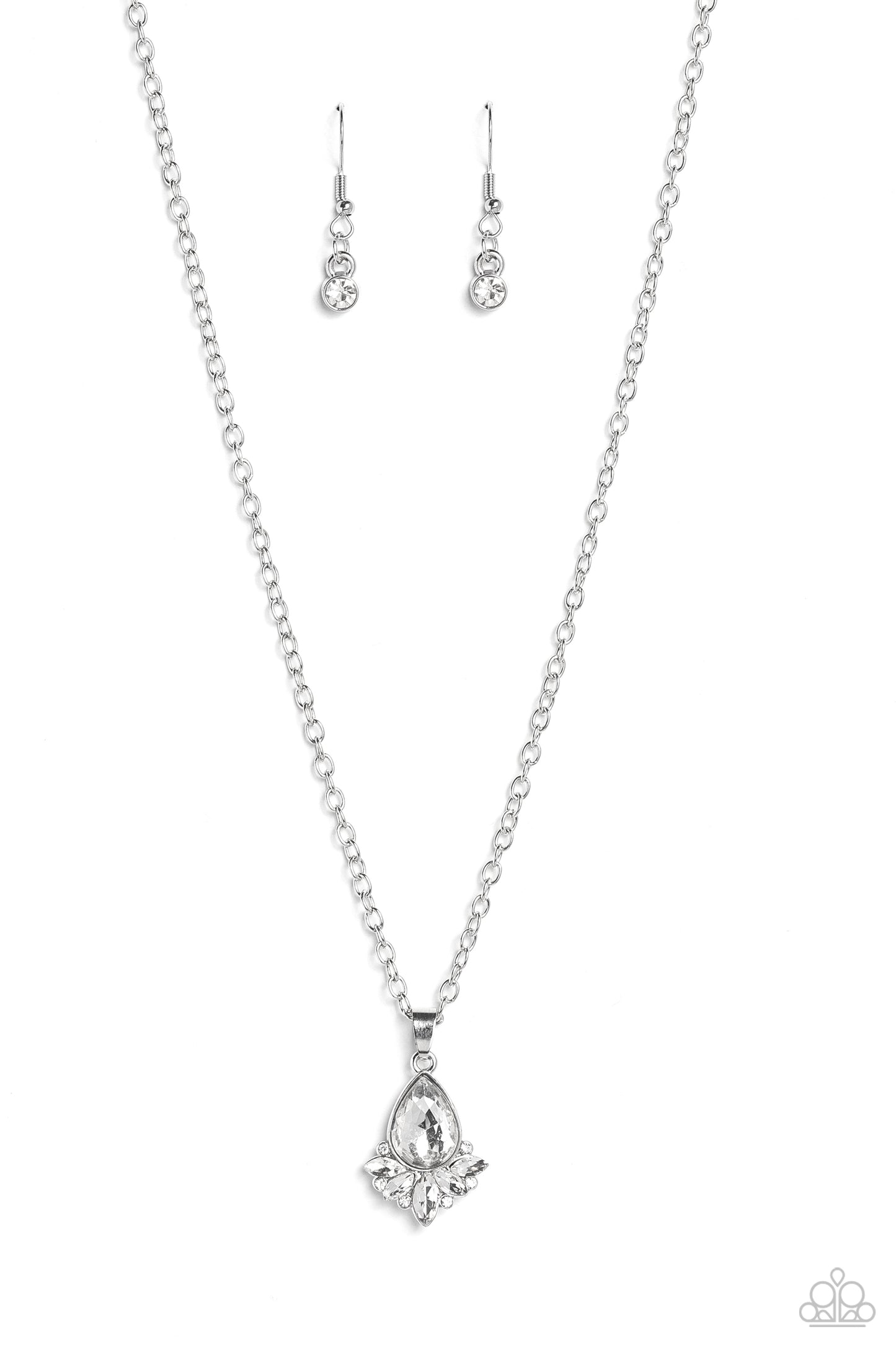 Paparazzi Necklaces - Fancy Fringe - White