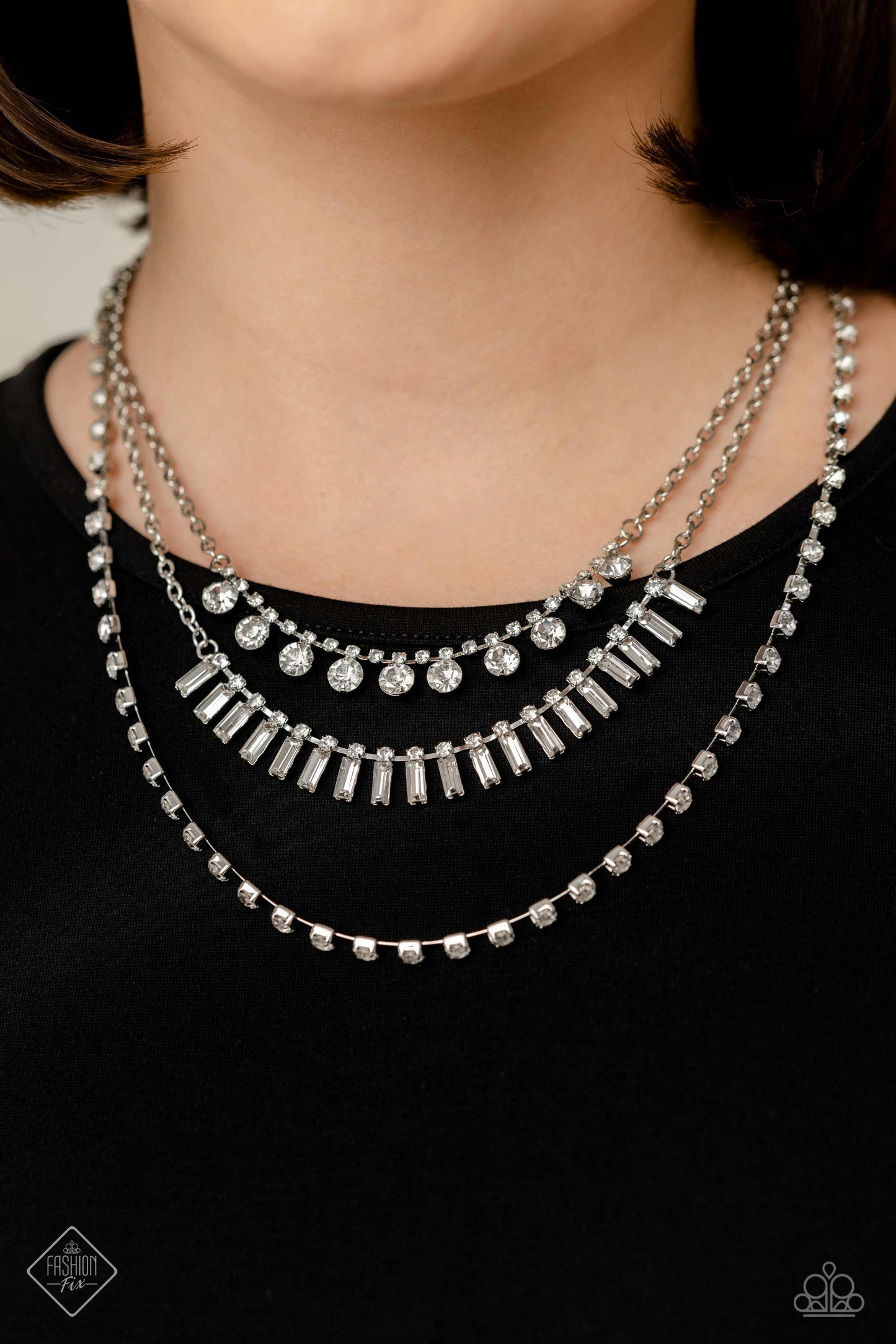 Paparazzi Necklaces - Dripping in Stardust - White - Fashion Fix
