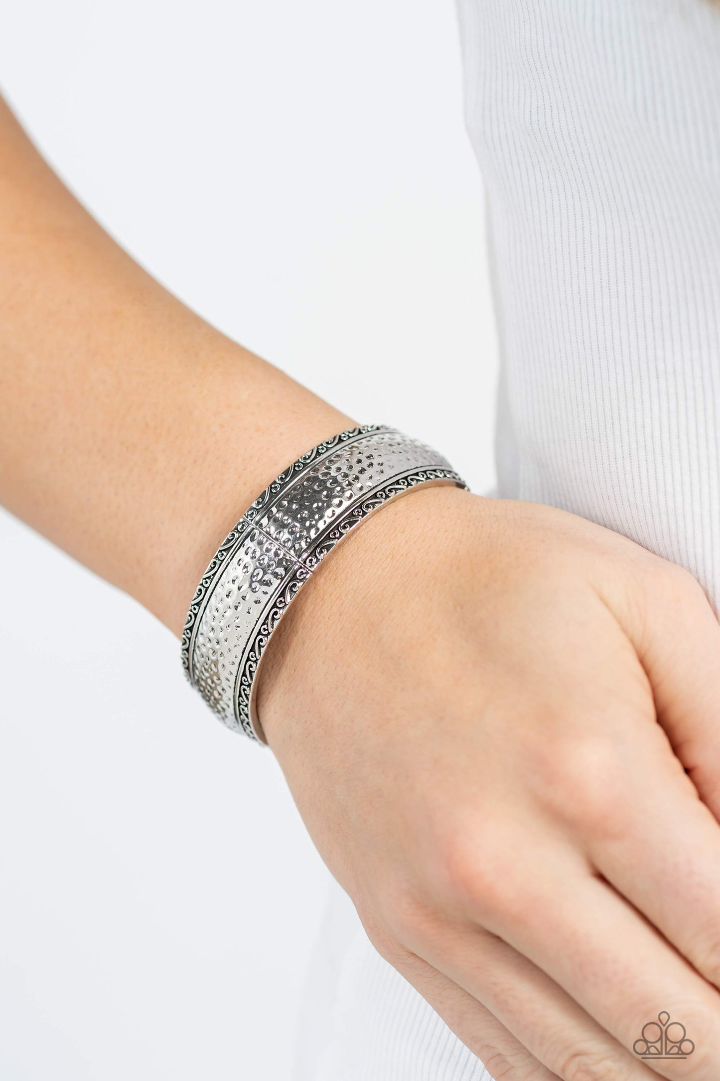 Paparazzi Bracelets - Textile Tenor - Silver