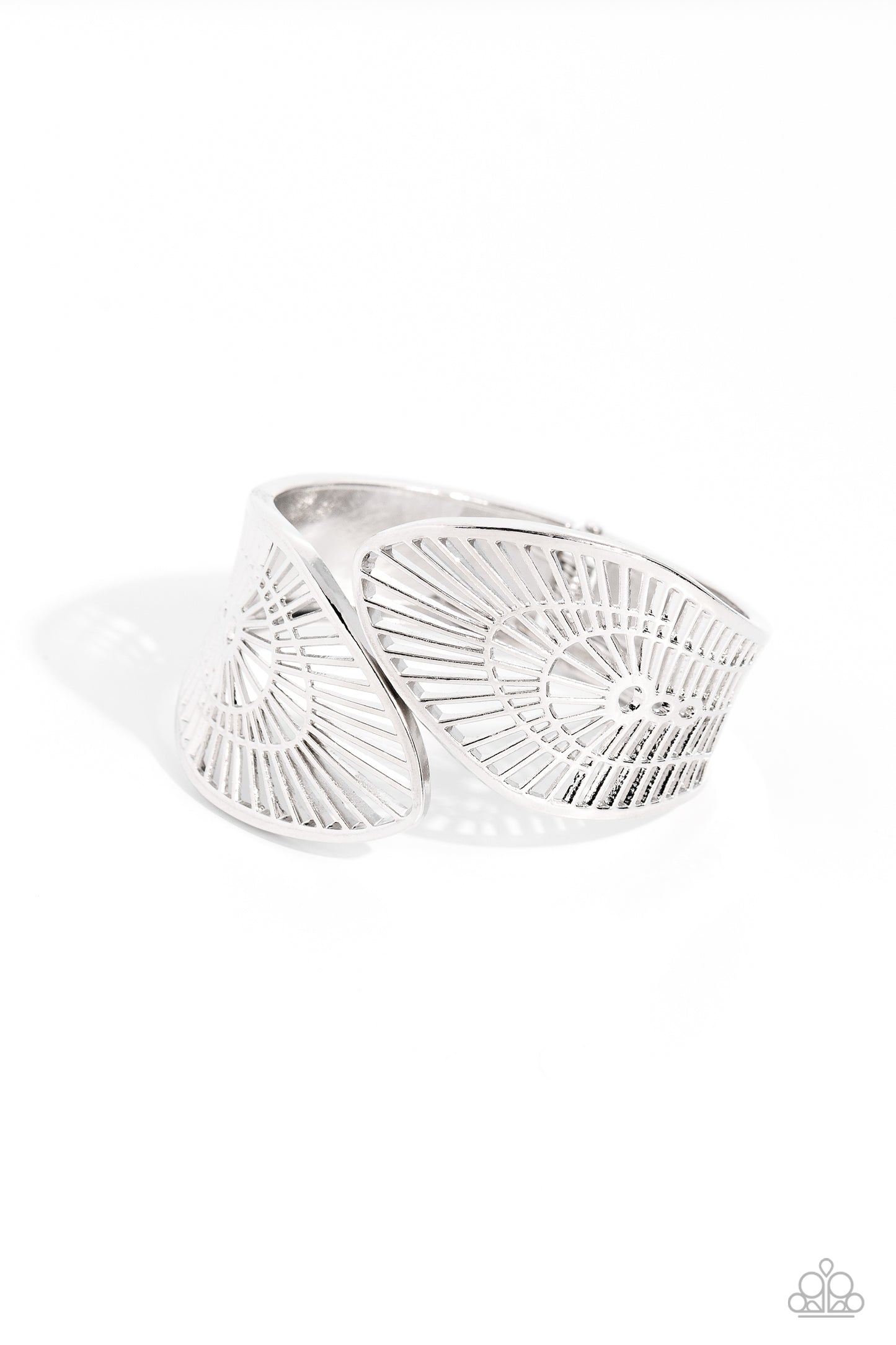Paparazzi Bracelets - Palatial Palms - Silver