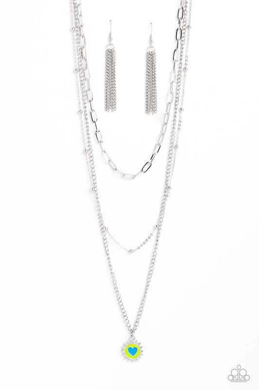 Paparazzi Necklaces - Burning Love - Green