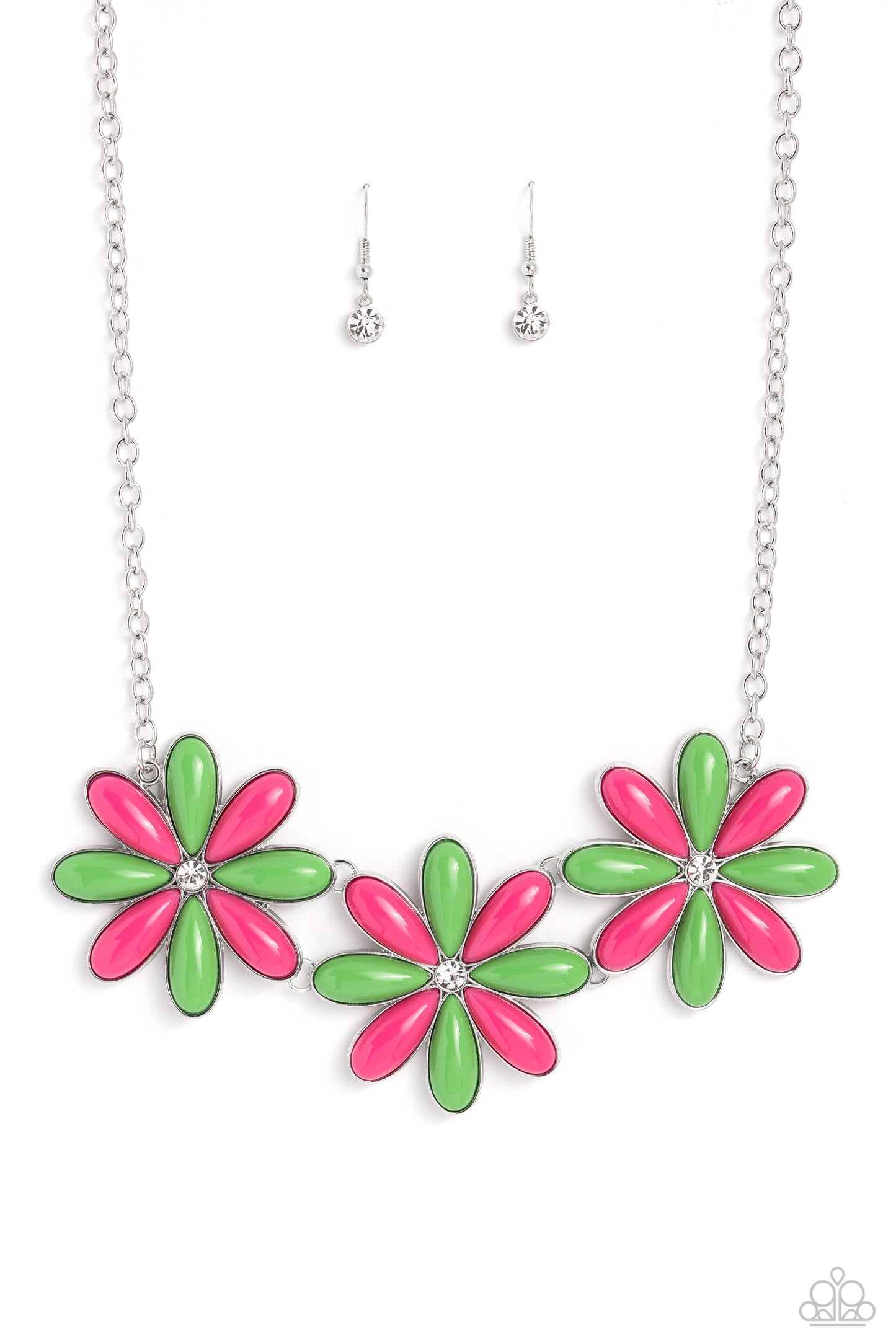 Paparazzi Necklaces - Bodacious Bouquet - Green