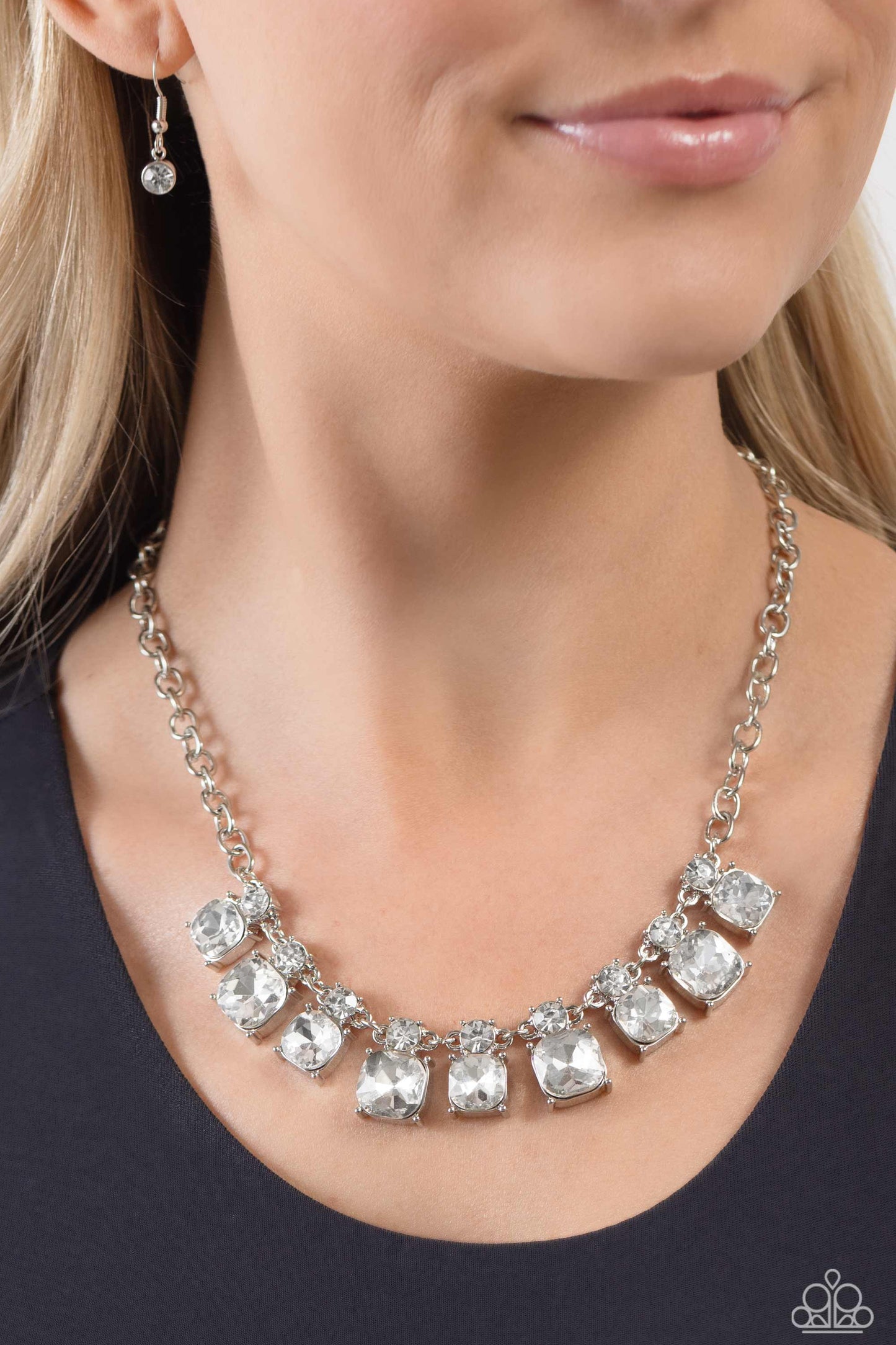 Paparazzi Necklaces - Fitted Fantasy - White