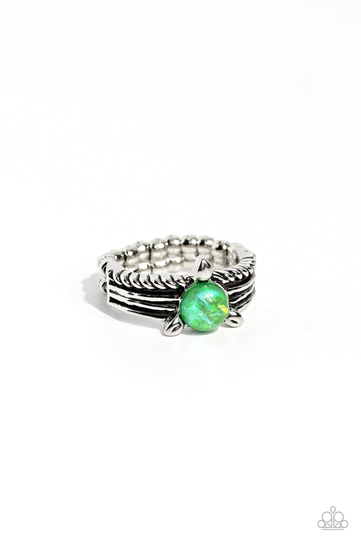 Paparazzi Rings - Sinuous Spotlight - Green