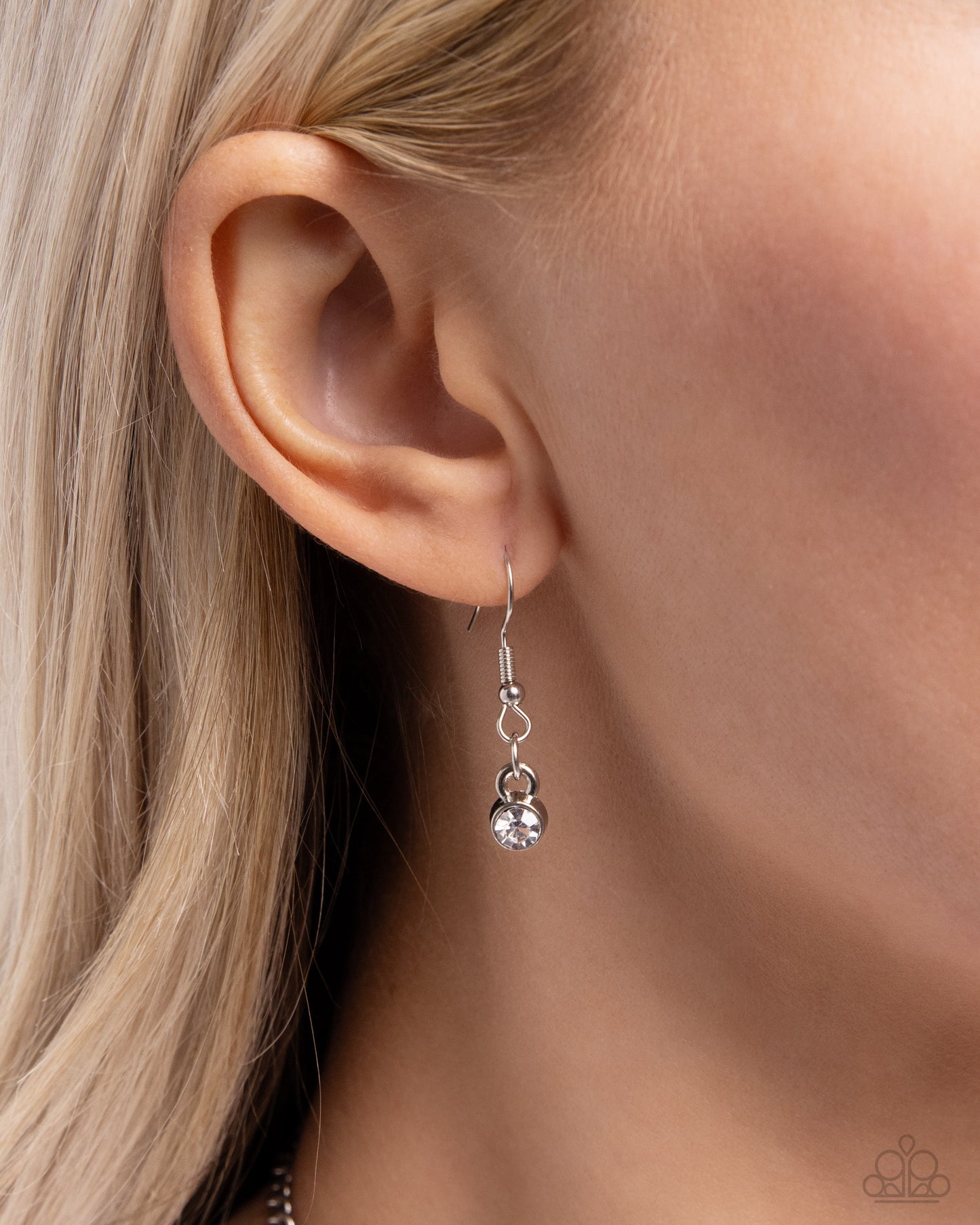 Paparazzi Necklaces - Dazzling Diadem - Blue