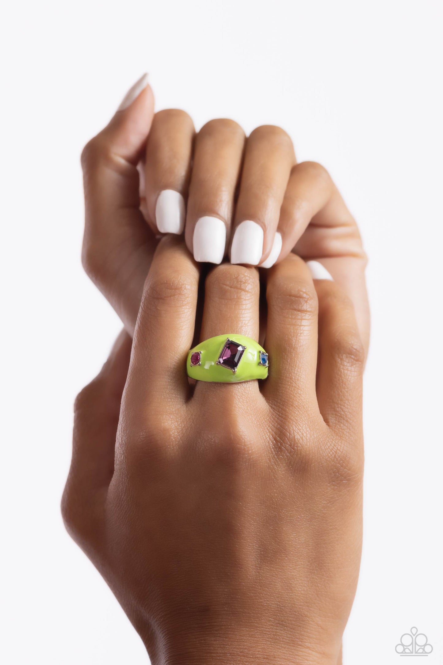 Paparazzi Rings - Blinding Behavior - Green