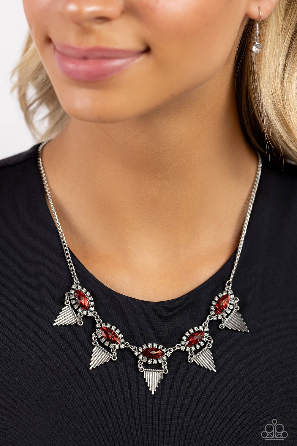 Paparazzi Necklaces - Scintillating Shimmer - Red