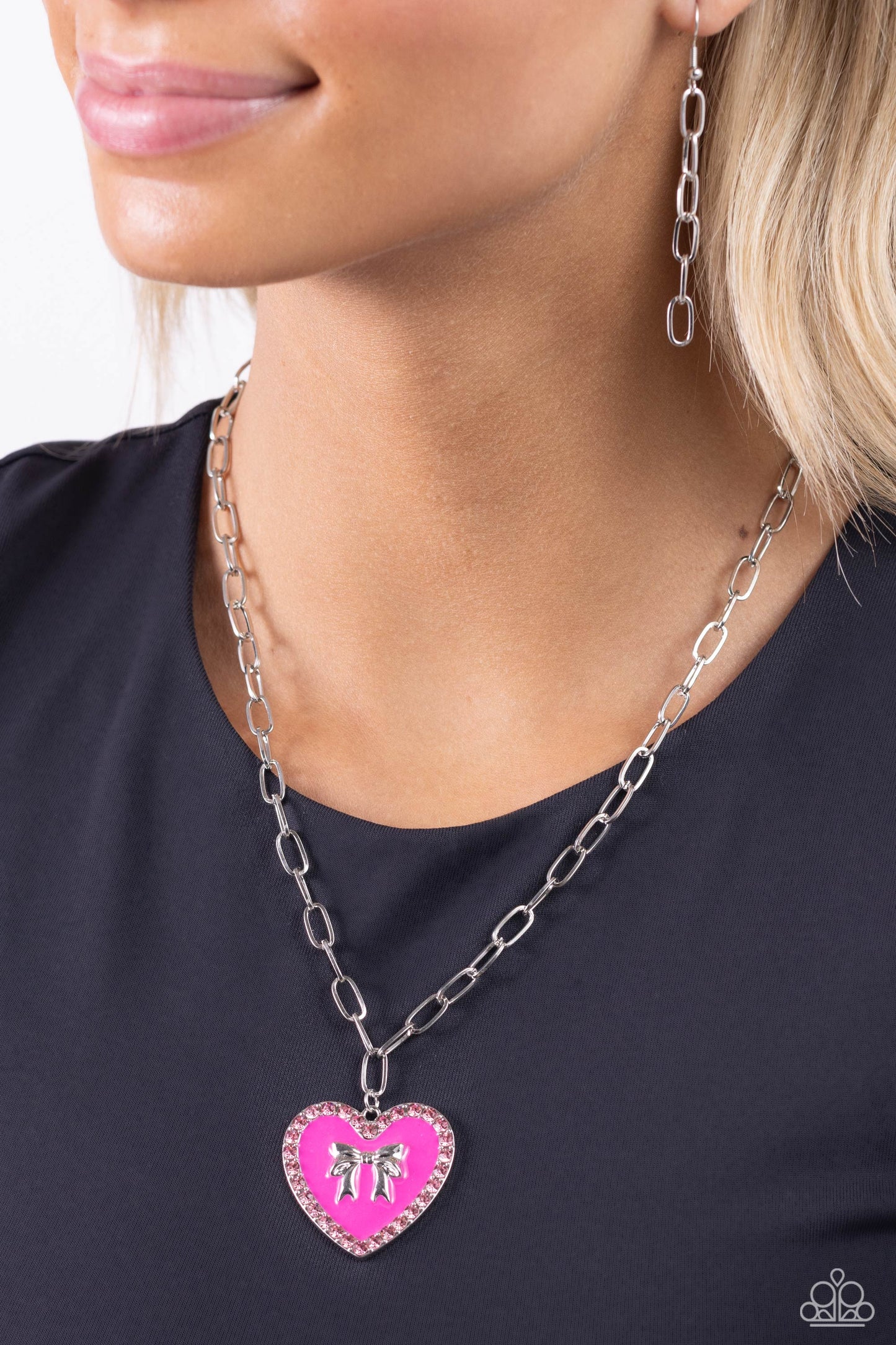 Paparazzi Necklaces - Romantic Gesture - Pink