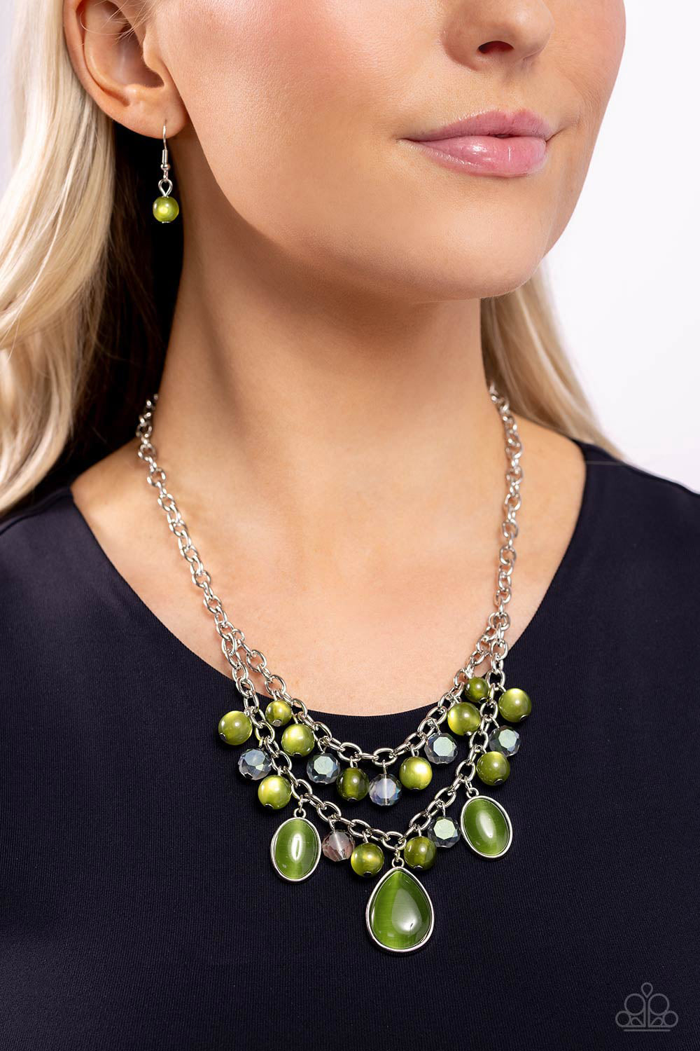 Paparazzi Necklaces - Dewy Disposition - Green