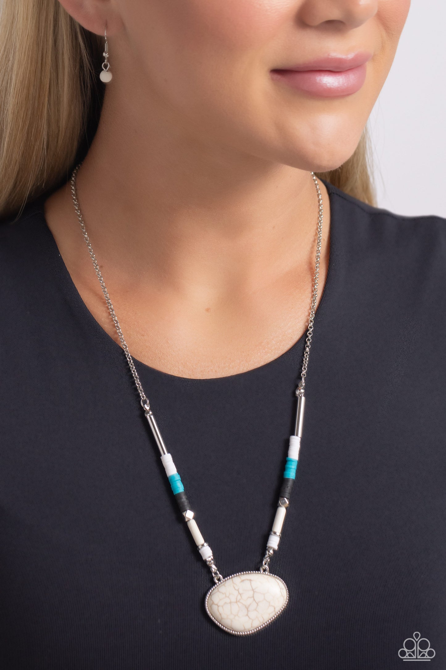 Paparazzi Necklaces - Seize the Sahara - White
