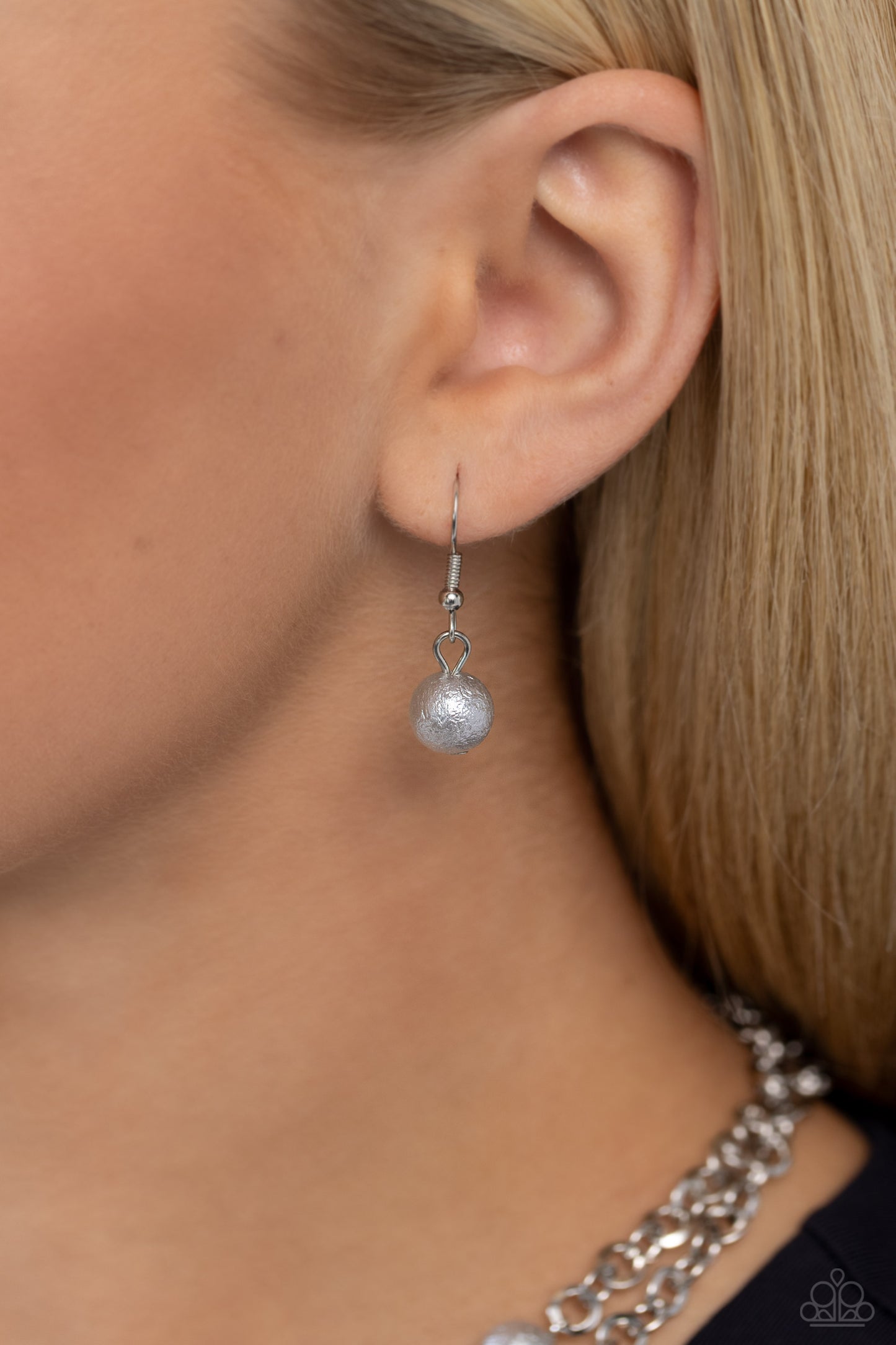 Paparazzi Necklaces - Eclectic Embellishment - Silver