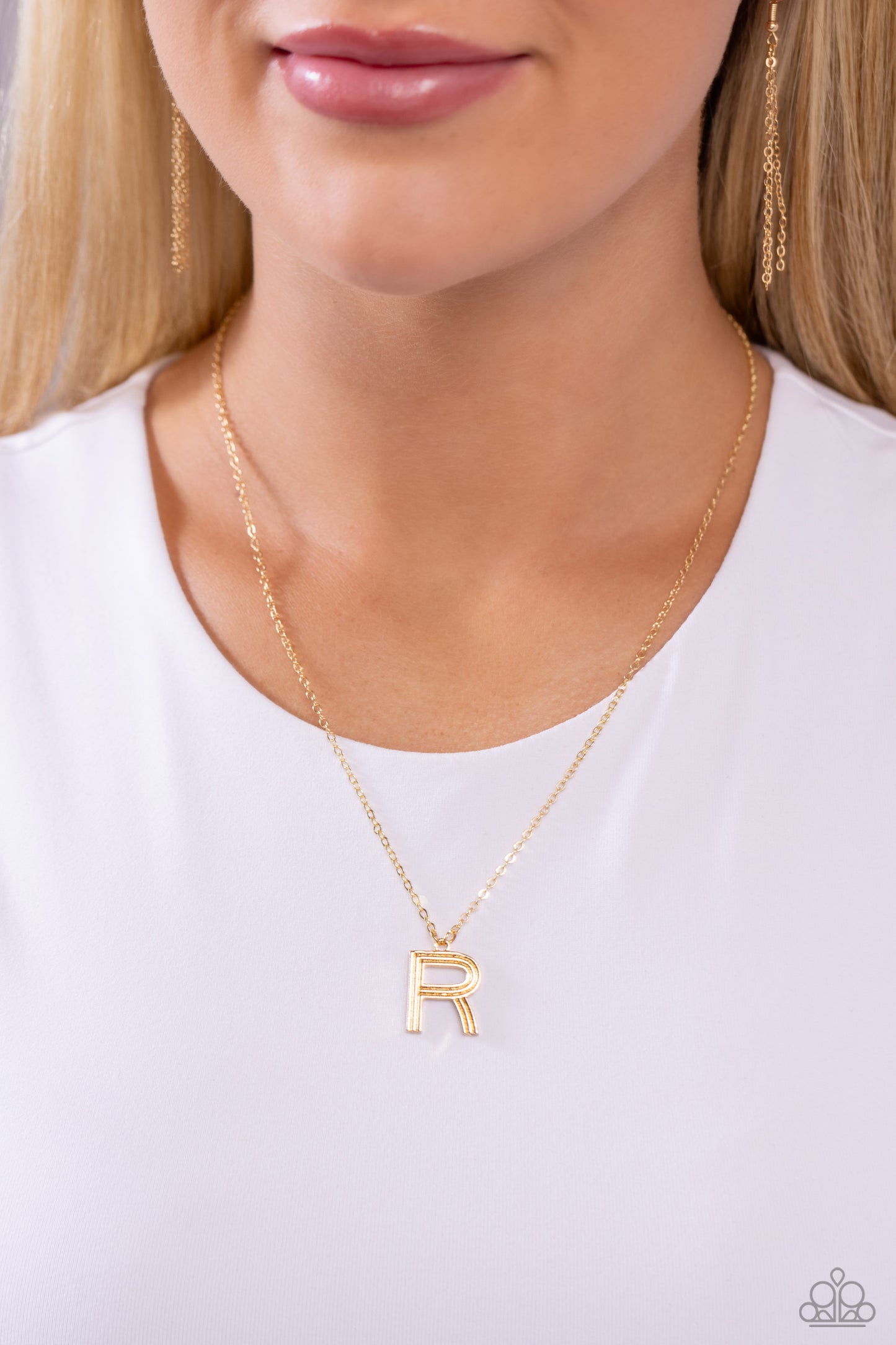 Paparazzi Necklaces - Leave Your Initials - Gold - R