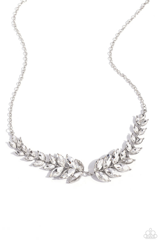 Paparazzi Necklaces - Luxury Laurels - White
