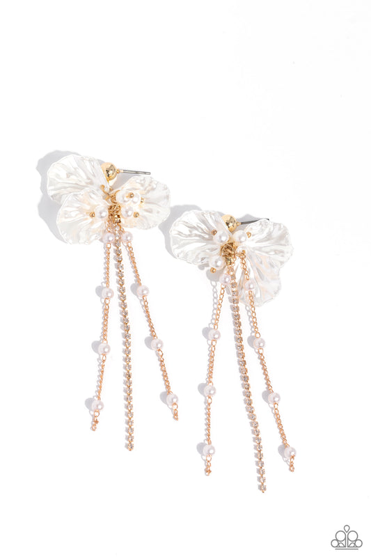 Paparazzi Earrings - Graceful Gesture - Gold