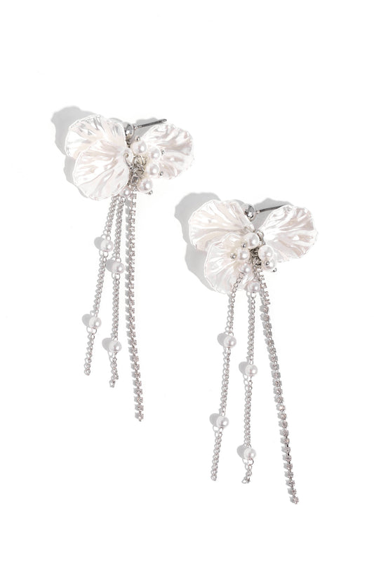 Paparazzi Earrings - Graceful Gesture - White