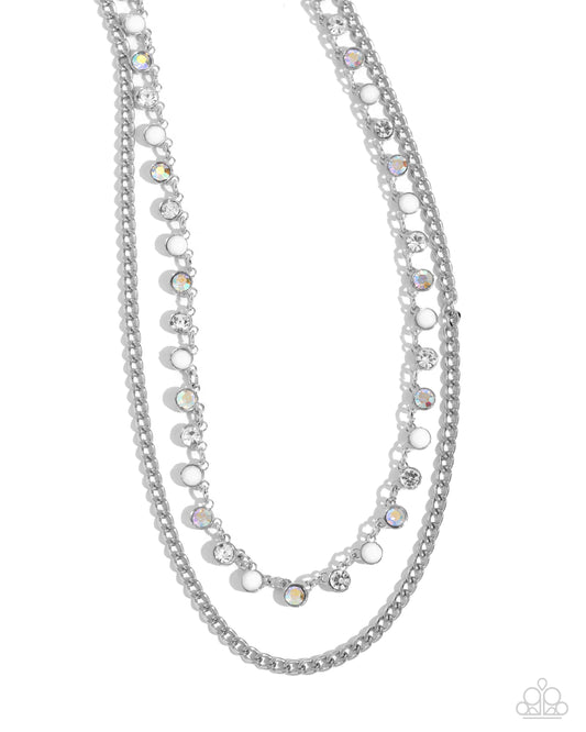 Paparazzi Necklaces - Delicate Dame - White