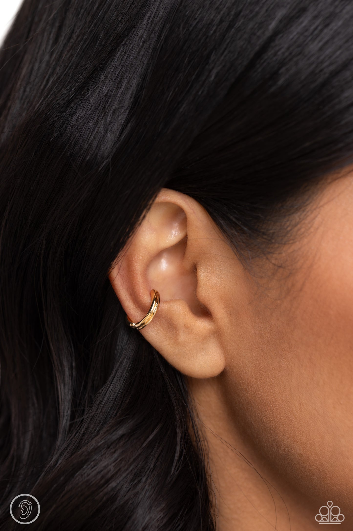 Paparazzi Earrings - Linear Legacy - Gold