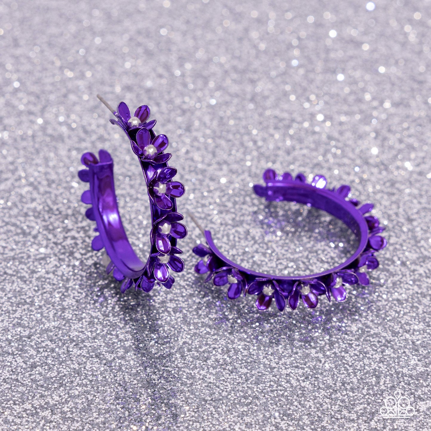 Paparazzi Earrings - Fashionable Flower Crown - Purple