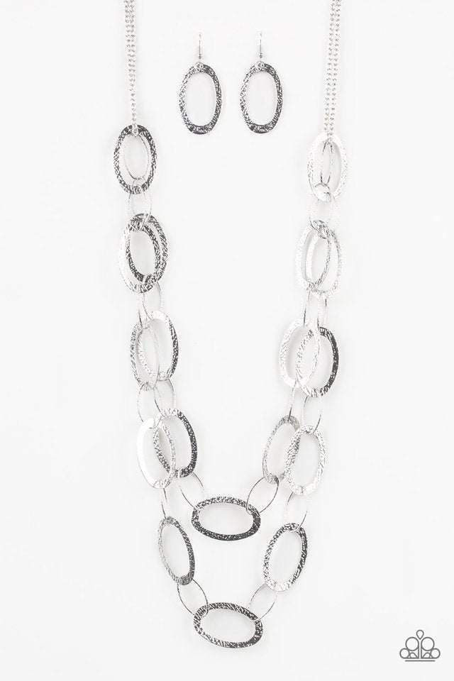 Paparazzi Necklaces - Glimmer Goals - Silver