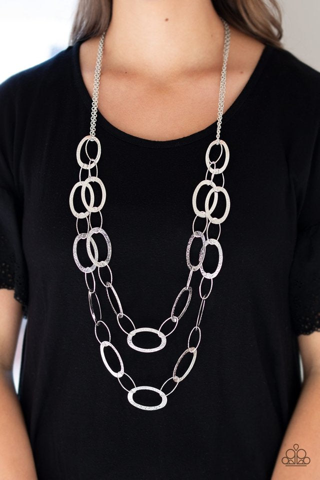 Paparazzi Necklaces - Glimmer Goals - Silver