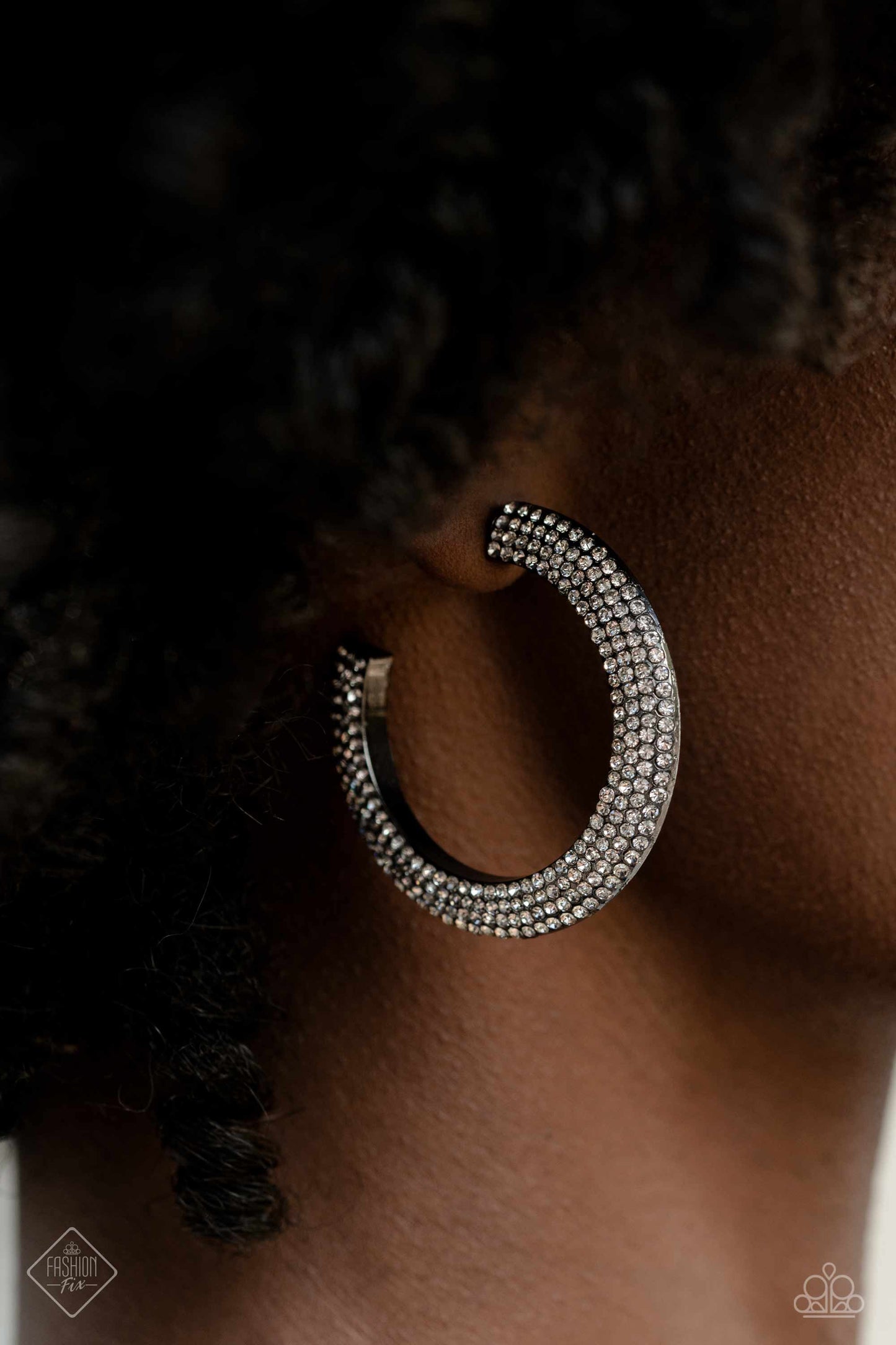 Paparazzi Earrings - Dazzling Dynamo - Black