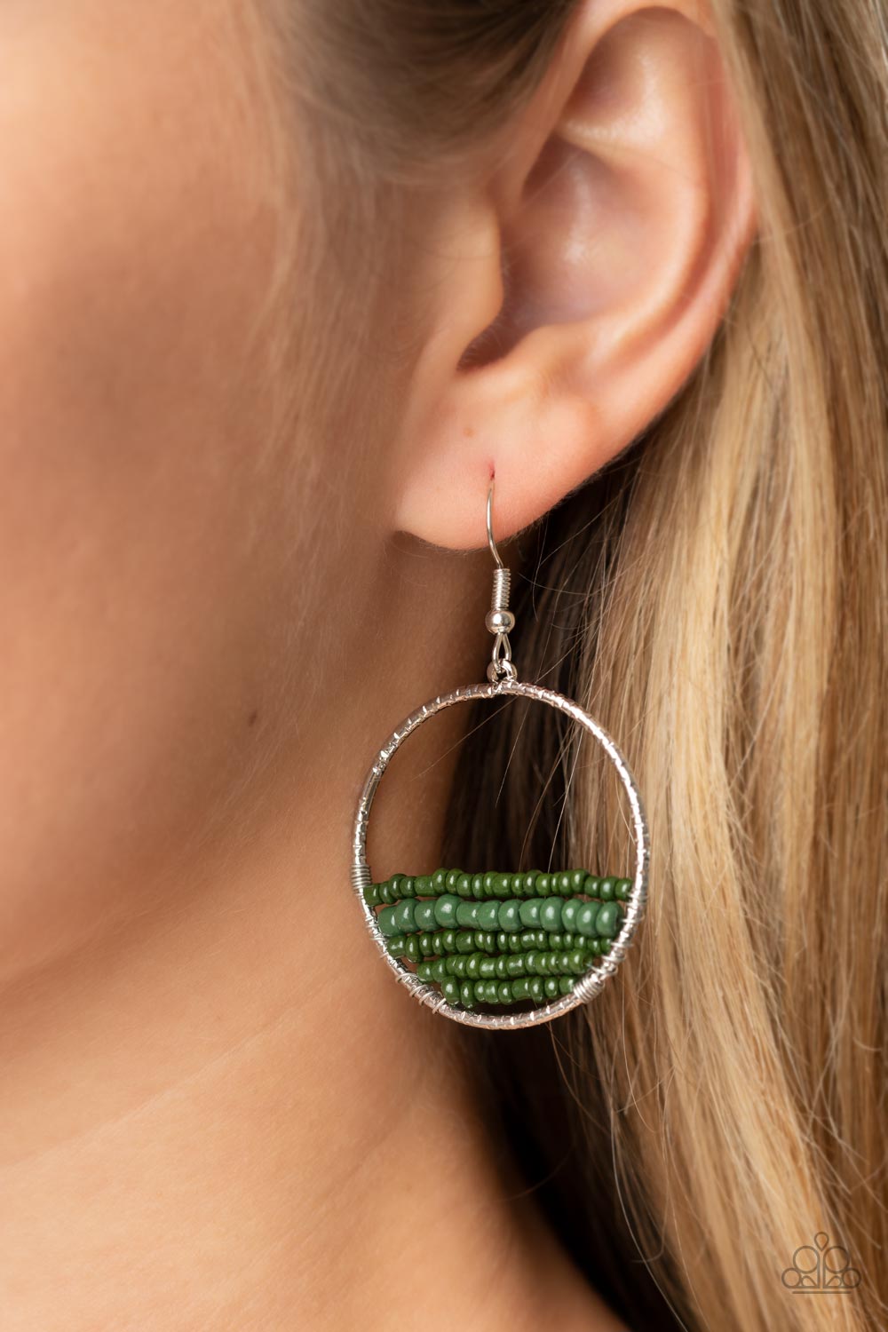 Paparazzi Earrings - Head-Over-Horizons - Green