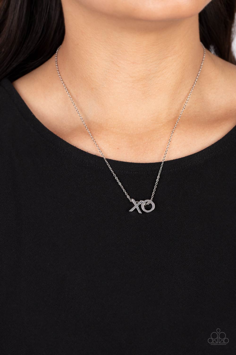 Paparazzi Necklaces - Hugs and Kisses - Silver
