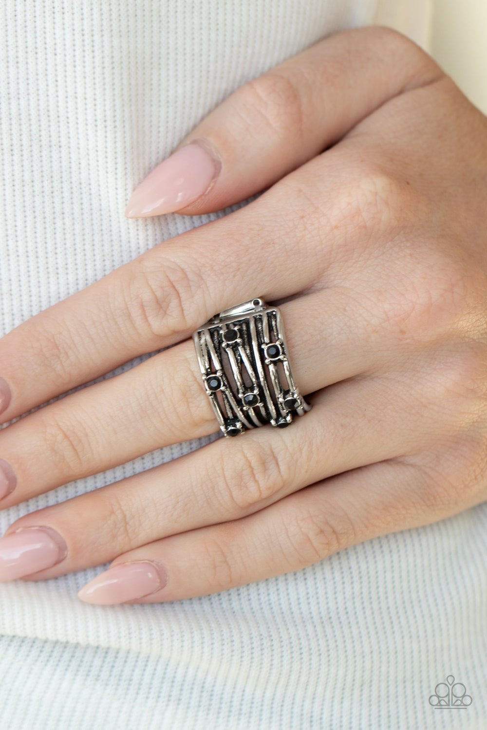 Paparazzi Rings - Revved Up Radiance - Black