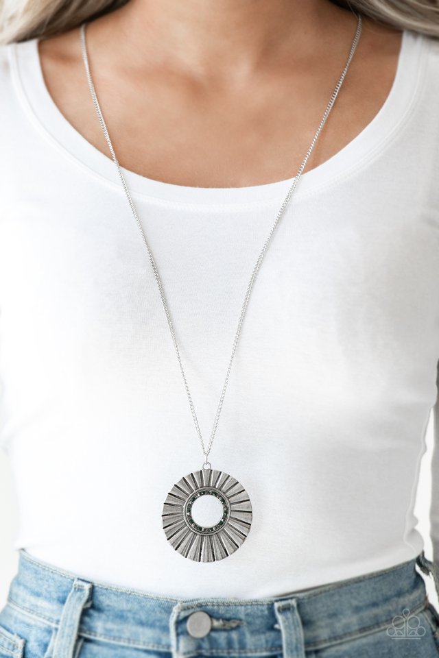 Paparazzi Necklaces - Chicly Centered - Multi