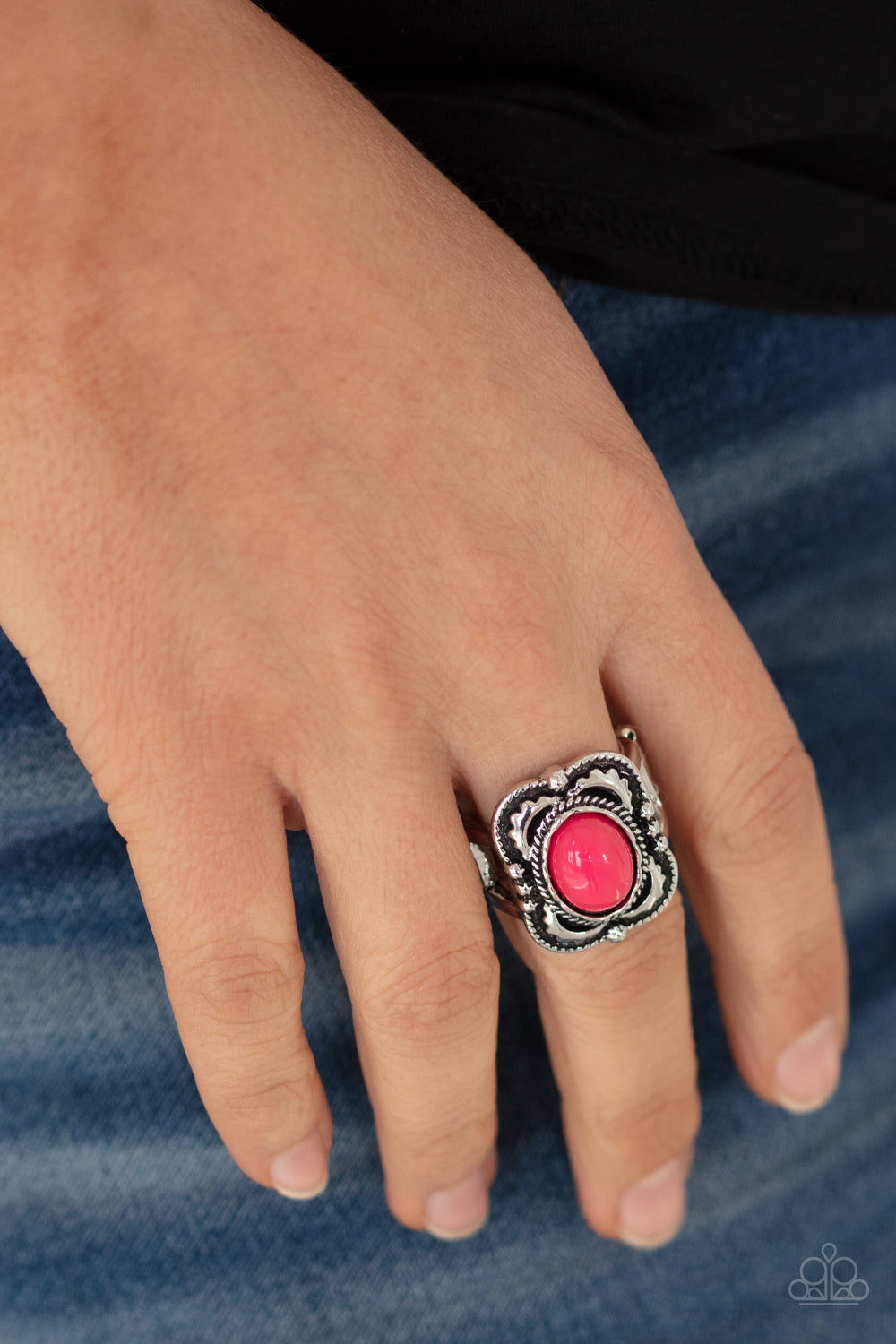 Paparazzi Rings - Vivaciously Vibrant - Pink