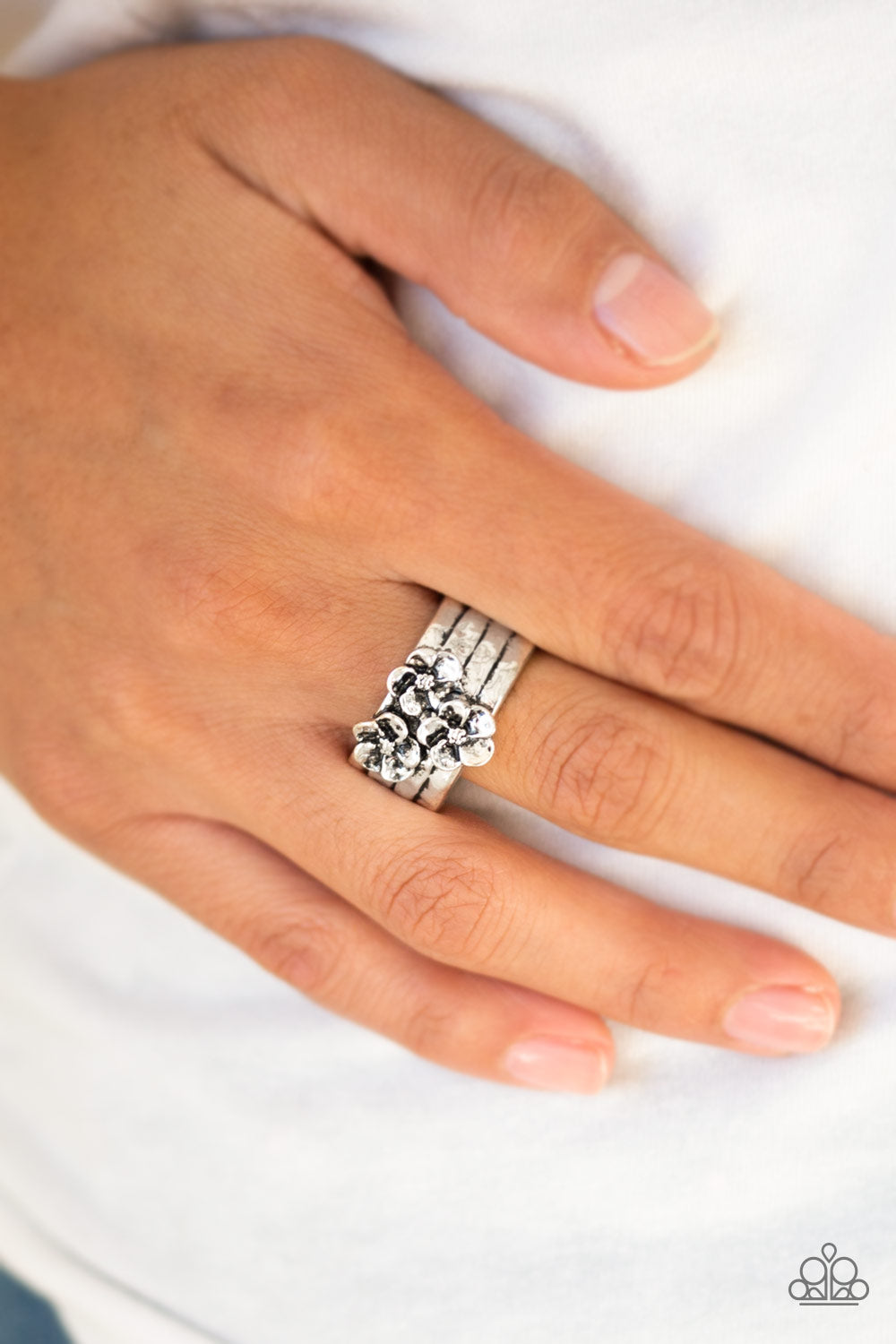 Paparazzi Rings - This Island is Your Island - Silver