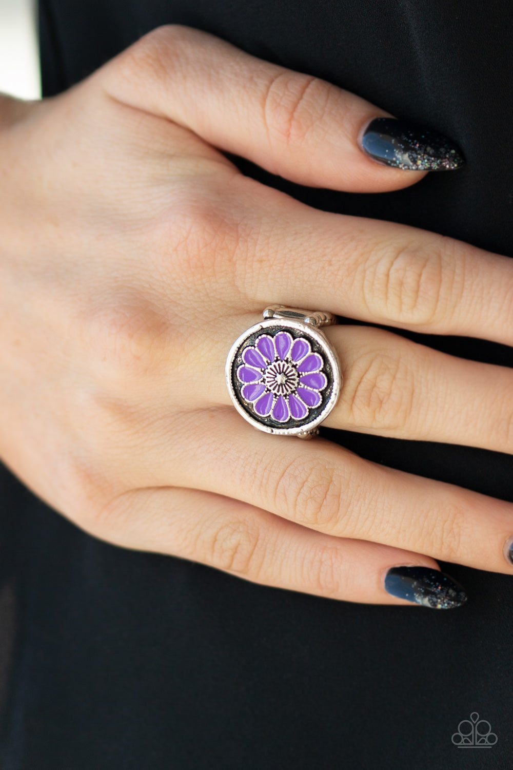 Paparazzi Rings - Garden View - Purple