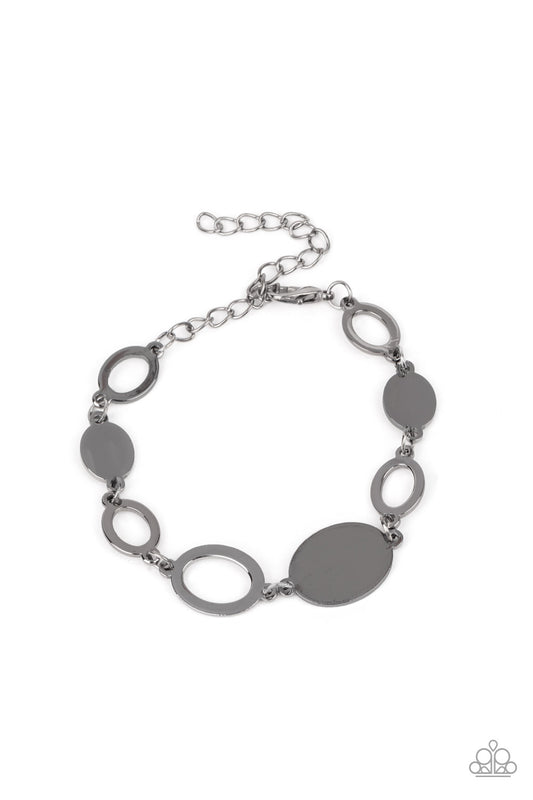 Paparazzi Bracelets - Oval and Out - Black