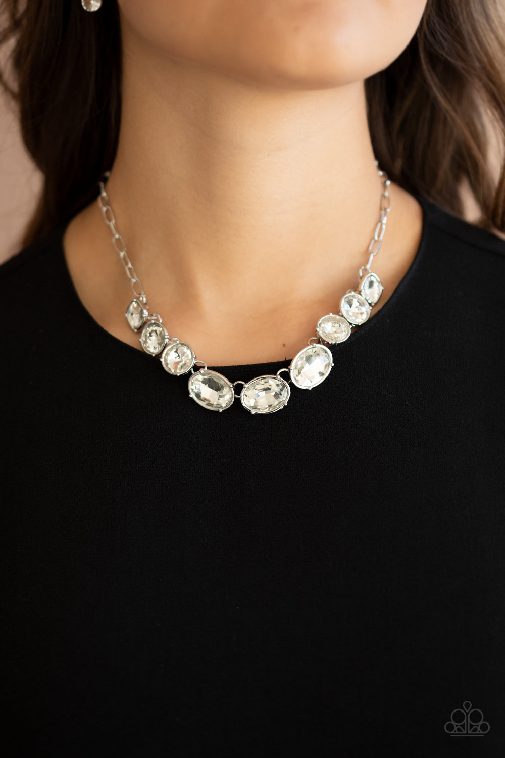 Paparazzi Necklaces - Gorgeously Glacial - White
