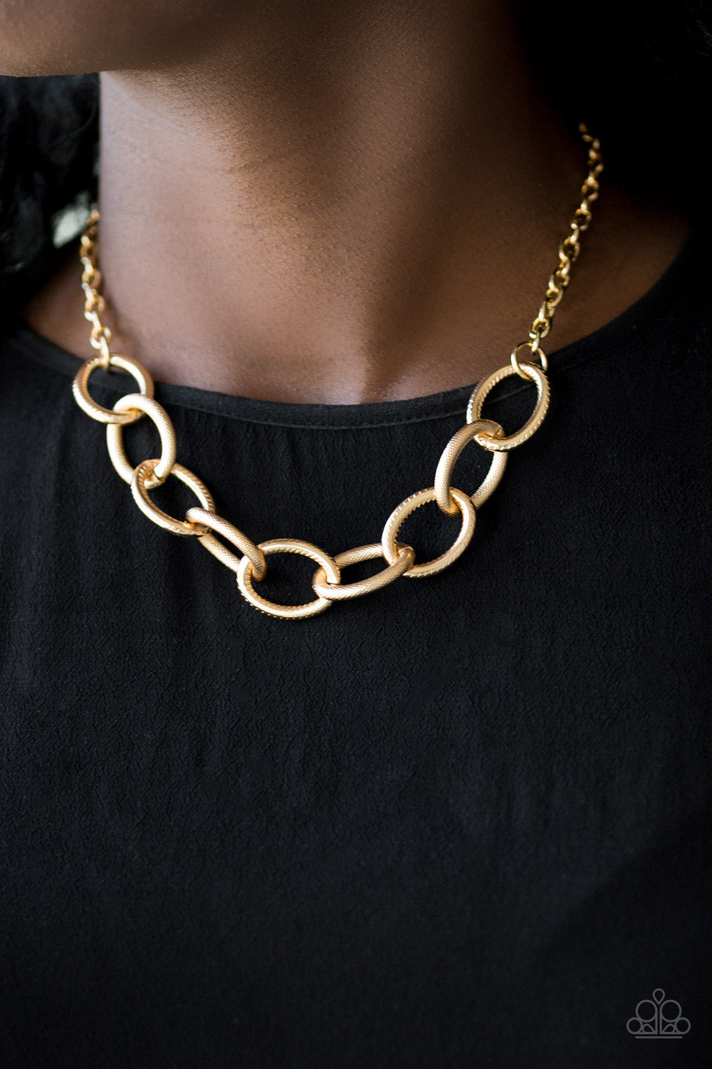 Paparazzi Necklaces - Boldly Bronx - Gold