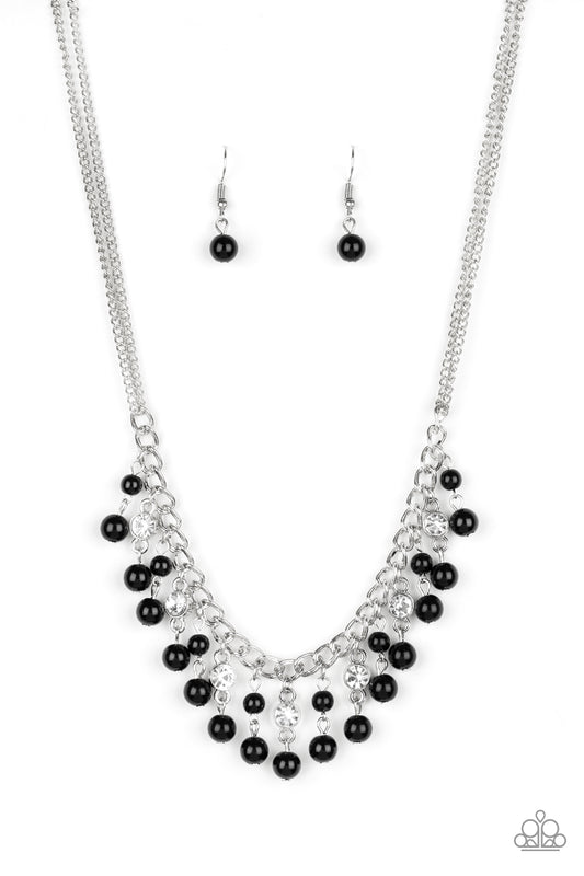 Paparazzi Necklaces - Regal Refinement - Black