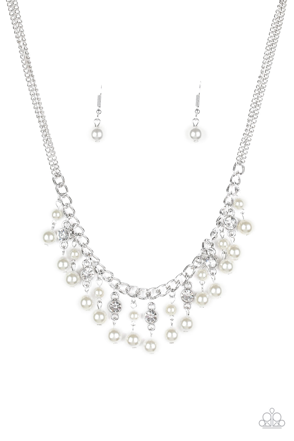 Paparazzi Necklaces - Regal Refinement - White